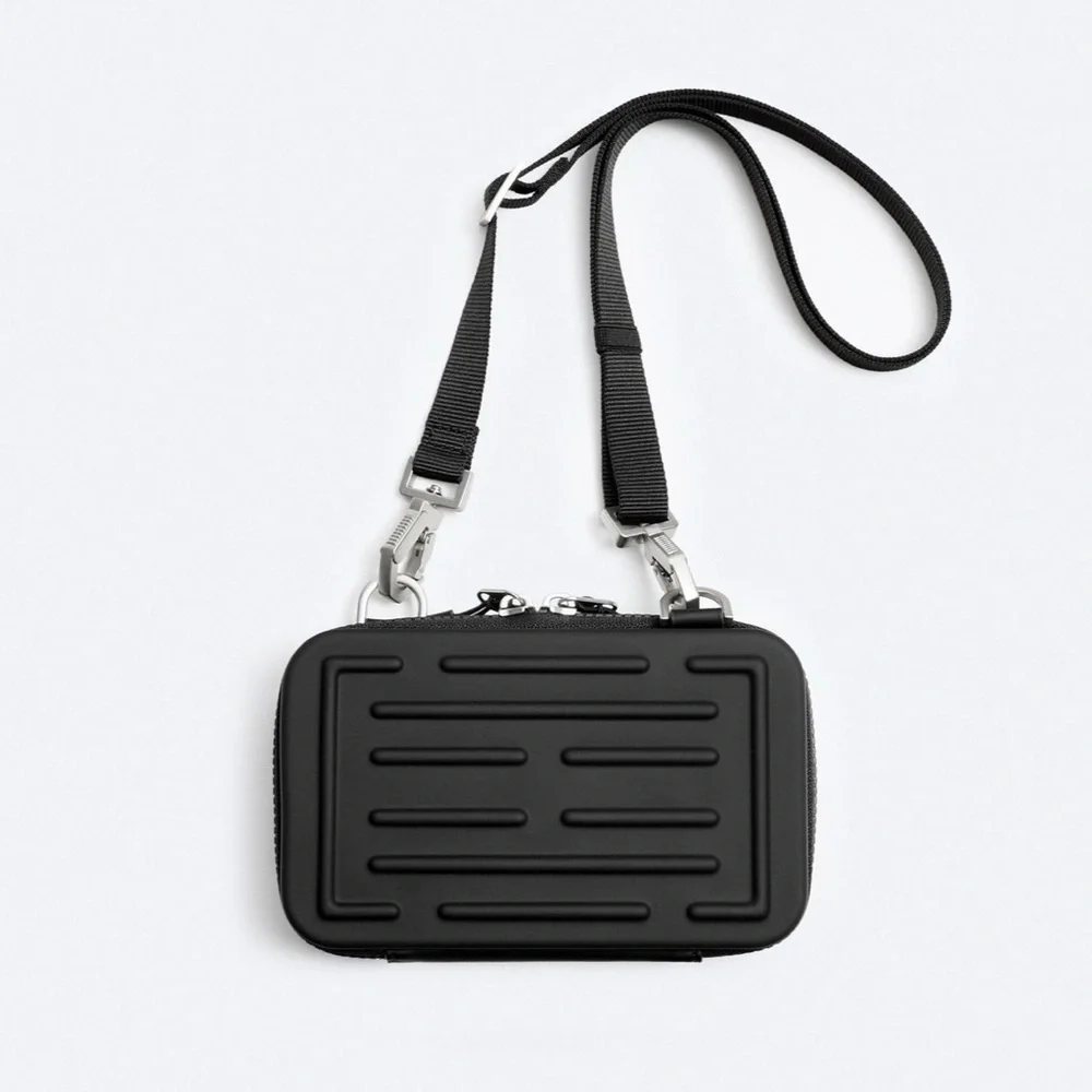 ZARA ボックスバッグ Zara | Bags | Zara Rigid Crossbody Box Bag Black Nwt | Poshmark